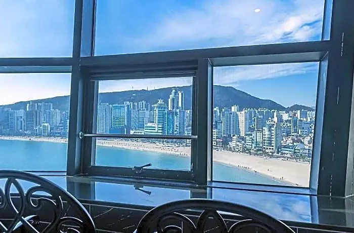 Hotel H Avenue Gwangalli Branch 2*