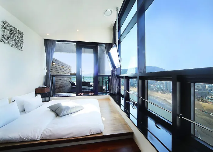 Hotel H Avenue Gwangalli Branch