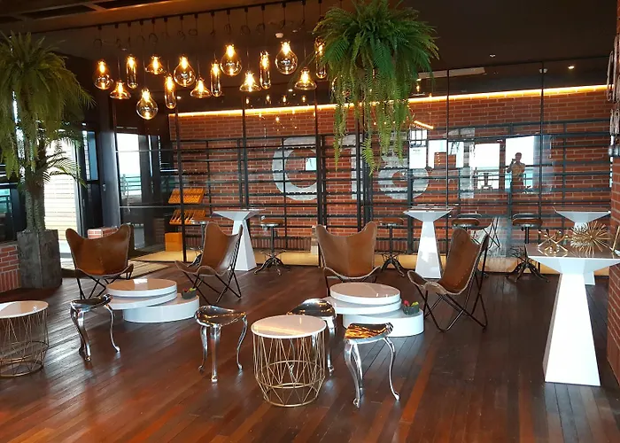 H Avenue Gwangalli Branch Пусан